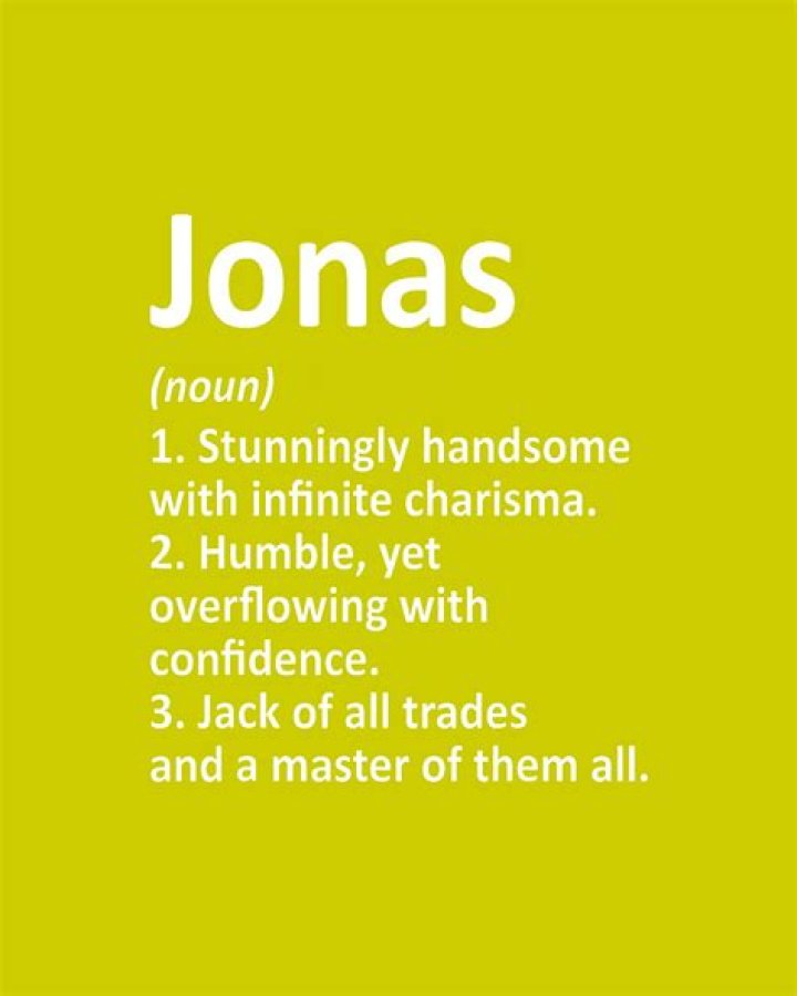 How does the author foreshadow Jonas gift?