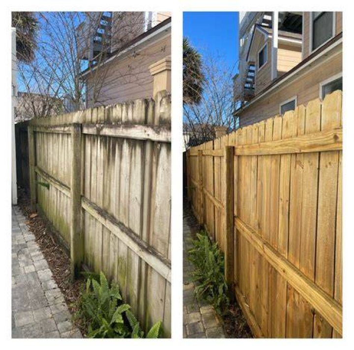 How much does it cost to pressure wash and stain a fence?